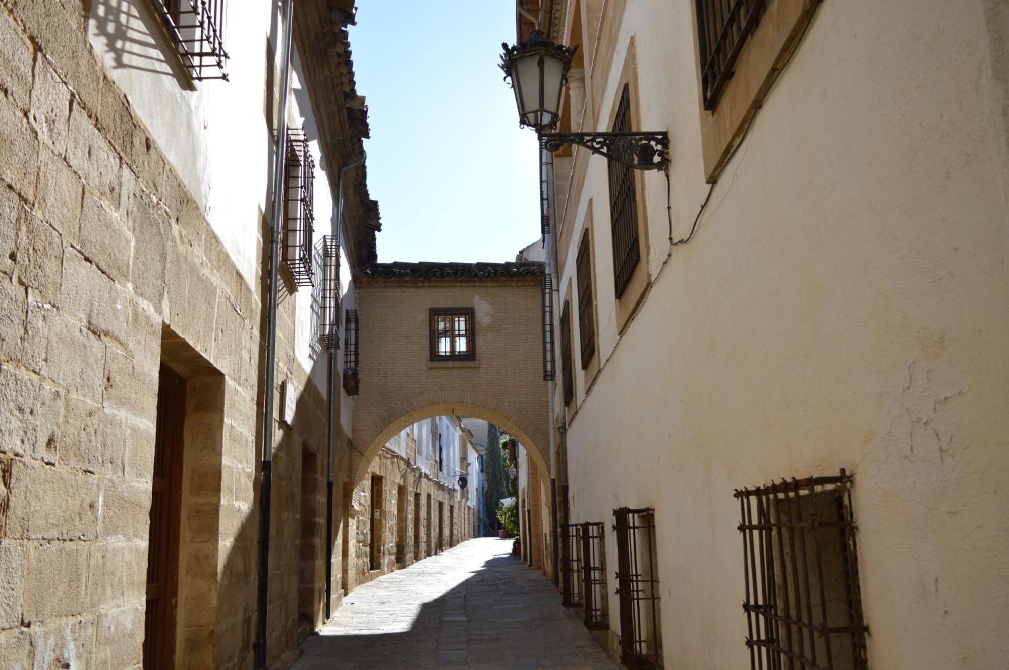 Hotel Baeza Monumental By Eme Hoteles Exterior photo